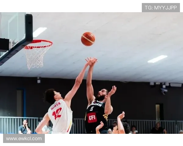 U19中国男篮对阵德国张博源需复苏曲绍斌冲击首胜 U19中国男篮对阵德国张博源需复苏曲绍斌冲击首胜